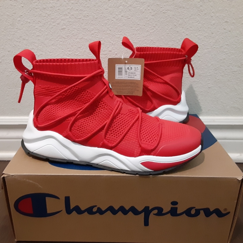Champion - Picture 2 of 4
